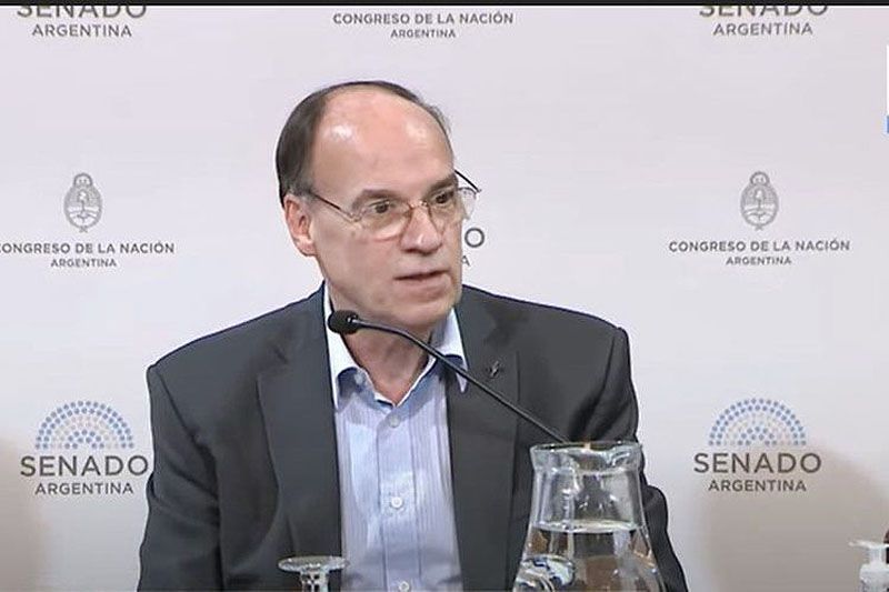 Blanco reclama acotar los DNU y fortalecer al Congreso