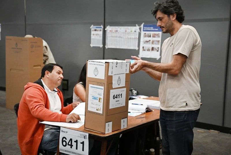 Votó el 66% del padrón, la cifra más baja desde 1983