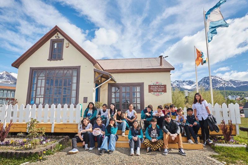 Alumnos de la Escuela Nº 9 visitaron el Museo Pensar Malvinas