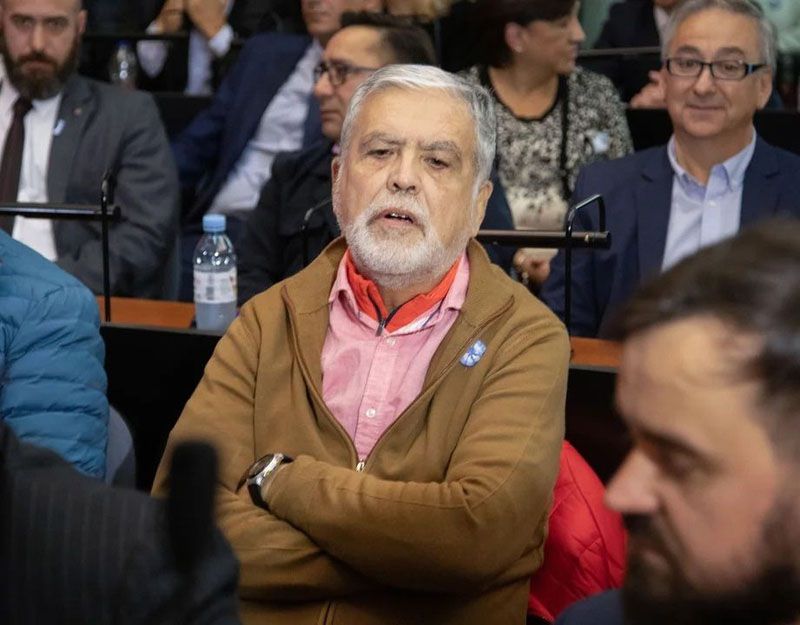 Ordenan la detención de Julio De Vido 