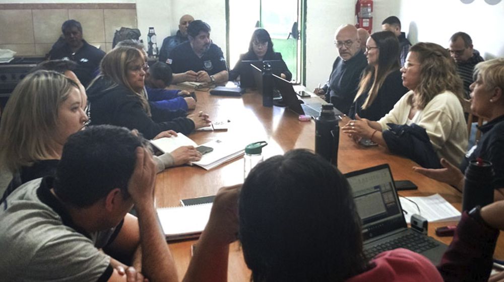 Nuevo rechazo gremial a la propuesta de aumento salarial