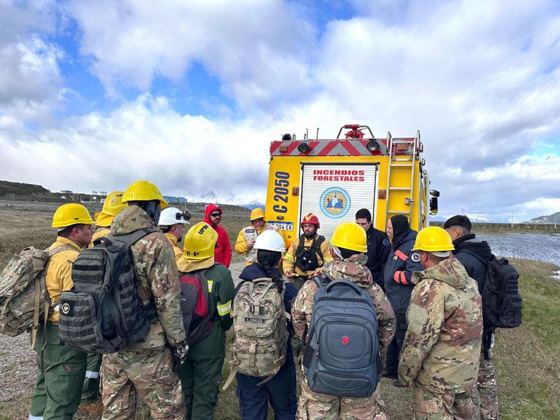 Capacitación contra incendios forestales 
