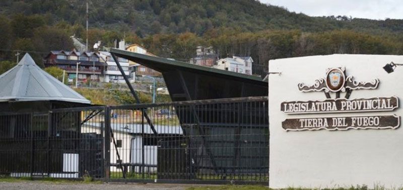 Traspaso “en veremos” por inacción legislativa