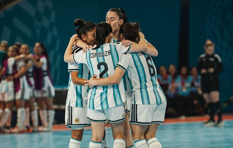 Maca Espinoza y Argentina, cuartas del mundo