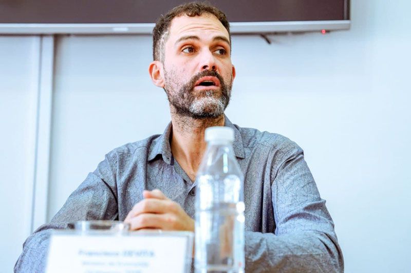 Se oficializó la renuncia del Ministro de Economía 