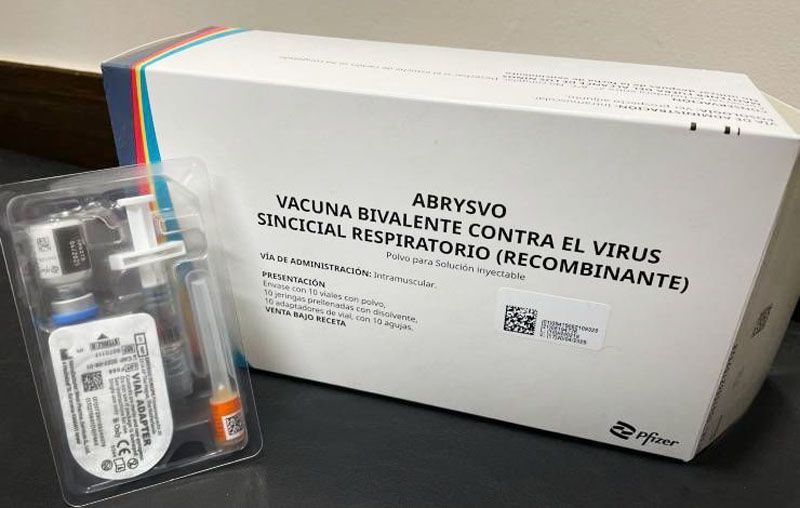 Inician vacunación a embarazadas contra virus respiratorio