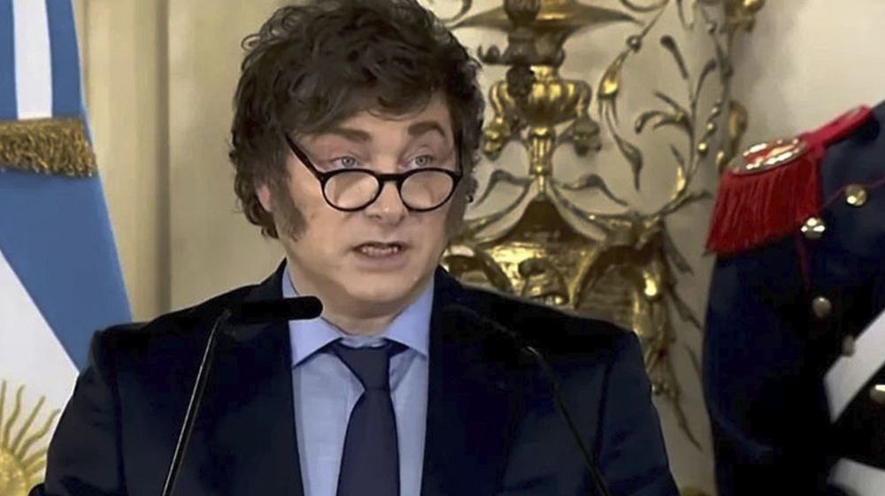 Milei agradeció a quienes luchan contra el fuego en la Patagonia