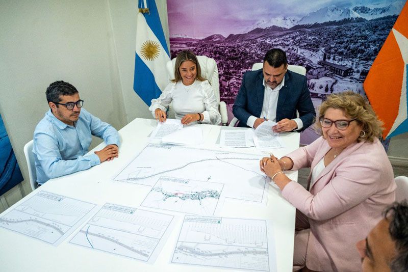 Convenio para financiar el Paseo Costero