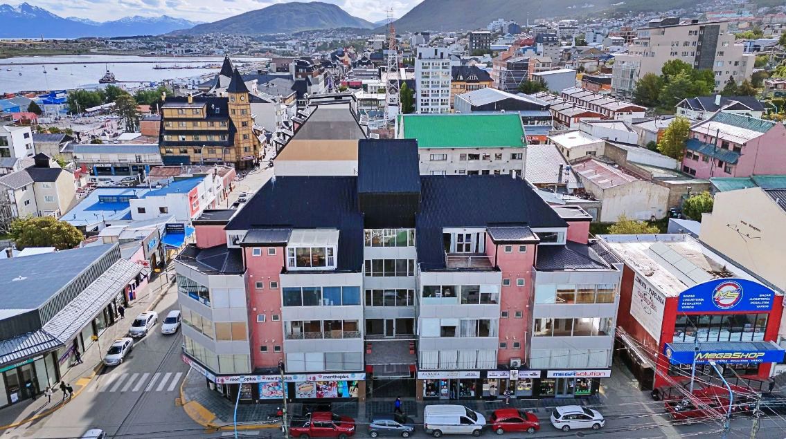 Una ciudad exigida al máximo: construcciones sin control, turismo récord y un Estado mal ubicado