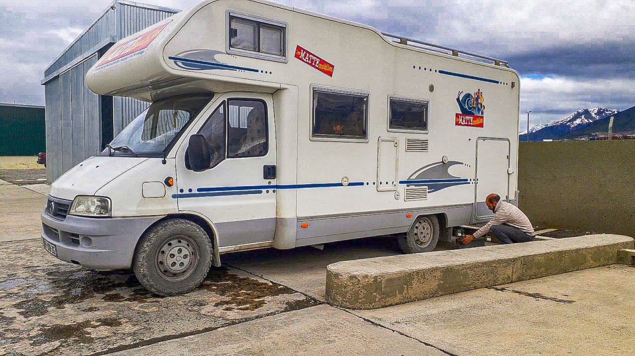 Eximen a motorhomes el pago por descarga de efluentes
