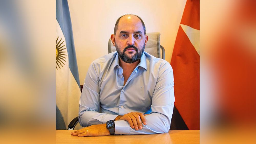 Greve¨Se quieren quedar con el Puerto, necesitan caja¨