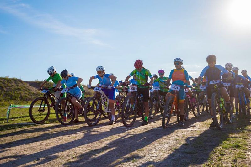 Convocan a jóvenes para los seleccionados de Vóley y MTB