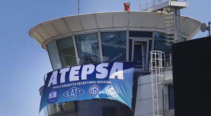 Controladores retoman los paros en el final de las vacaciones