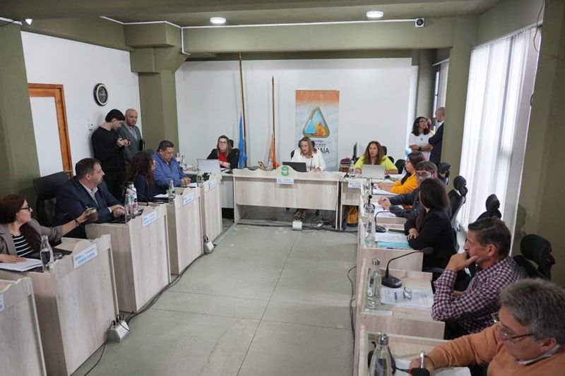 La pavimentación de Los Ñires se ejecutará bajo contribución por mejoras