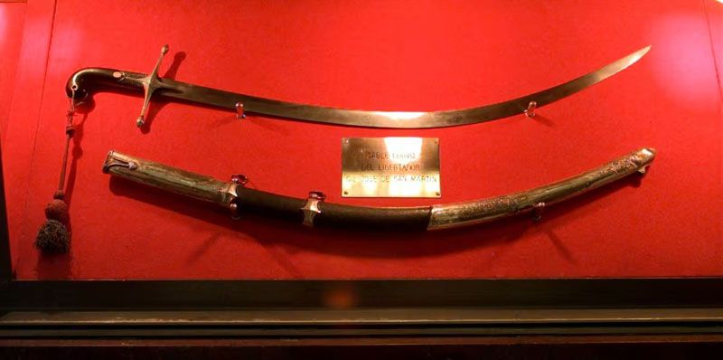 El destino del sable corvo marcó el acto sanmartiniano