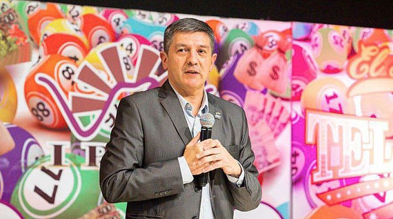 Jubilaron al ex presidente del IPRA y funcionario del STJ 