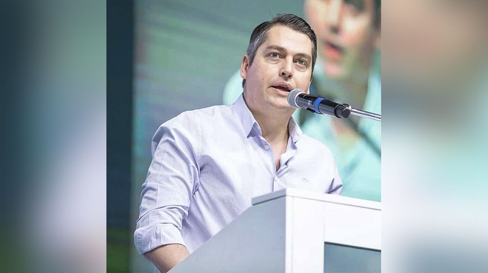 Perez impulsa en el FAMP un plan para trabajadores industriales