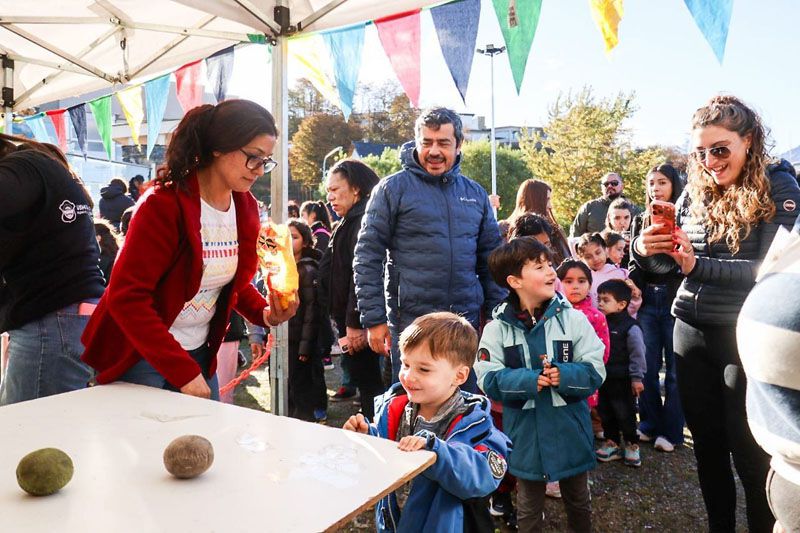 Más de 500 vecinos compartieron ‘Pascuas en la Plaza’