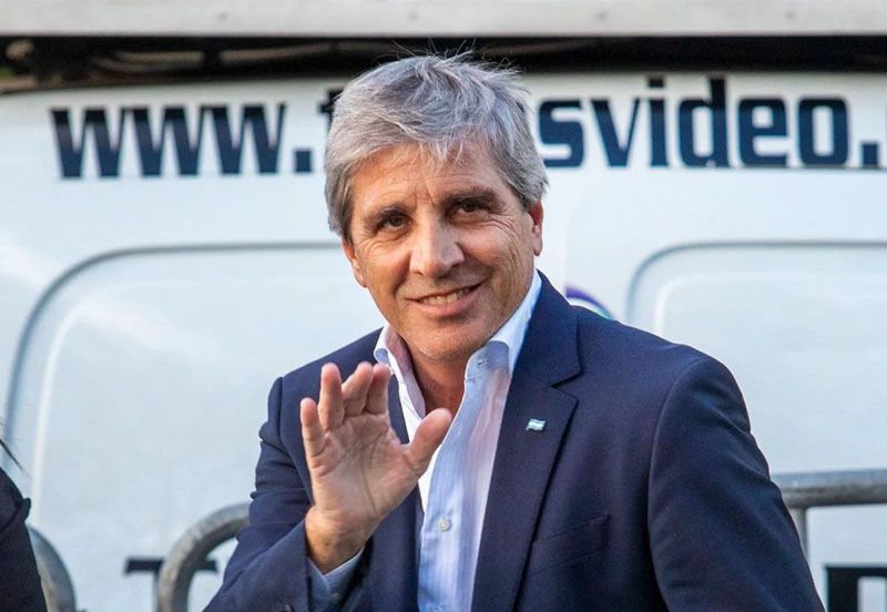 Caputo volvió a cargar contra el kirchnerismo