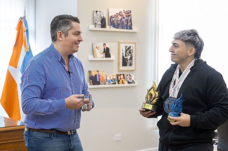 Perez destacó la trayectoria y proyección de Thiago Martínez