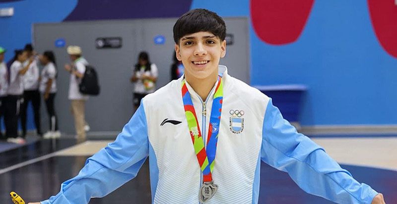 Lisi Velasquez, medalla de plata con el futsal