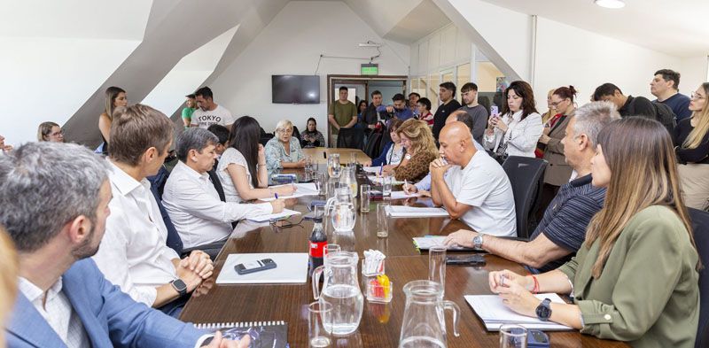 Miércoles y jueves de comisión 