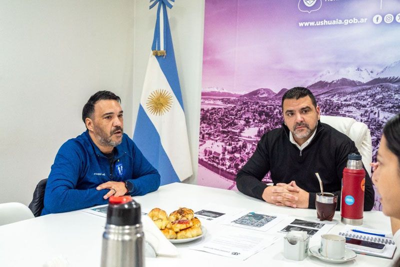 Vuoto recibió a AATEDyC y evaluaron proyectos para fortalecer la actividad deportiva