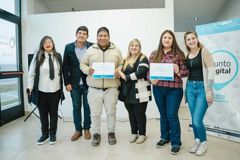 Entregaron certificados de los cursos de verano dictados en Punto Digital