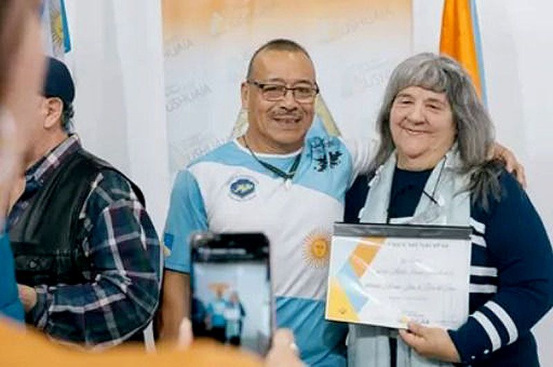 Entregaron diplomas a autores de obras declaradas de Interés Municipal en Ushuaia