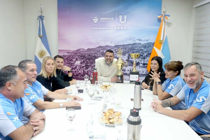 El equipo de Newcom +50 de Ushuaia se prepara para competir en Comodoro Rivadavia