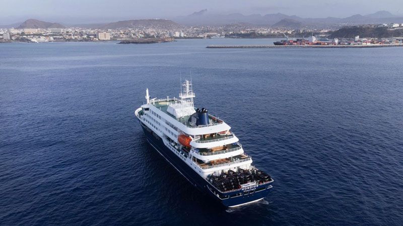 Crucero en alerta revive fantasmas en Ushuaia