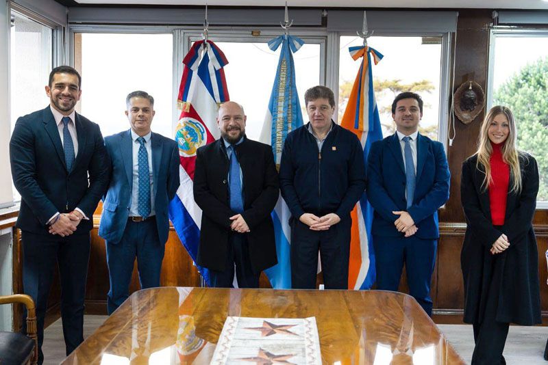 Melella recibió a embajadores de Chile, República Dominicana y Costa Rica