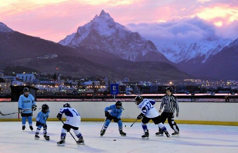 El sábado reabre la pista de hielo 