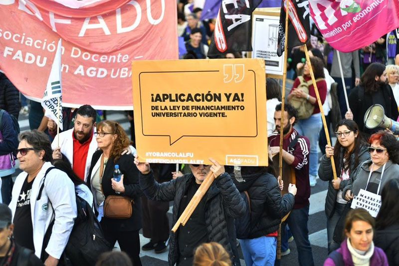 La propuesta del Gobierno vs. lo que piden las universidades