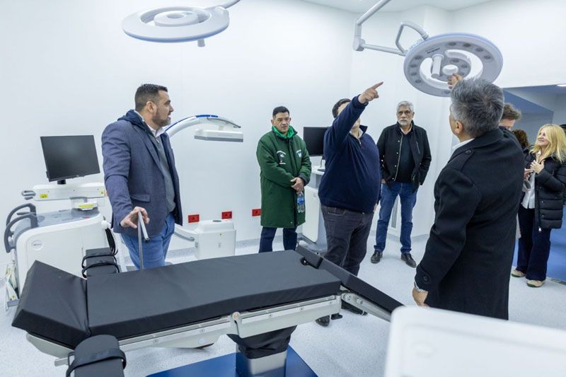 Vuoto acompañó la inauguración del nuevo sanatorio de la UOM 