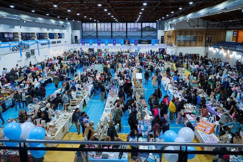 La Expo Emprendiendo reunió a miles de vecinos 