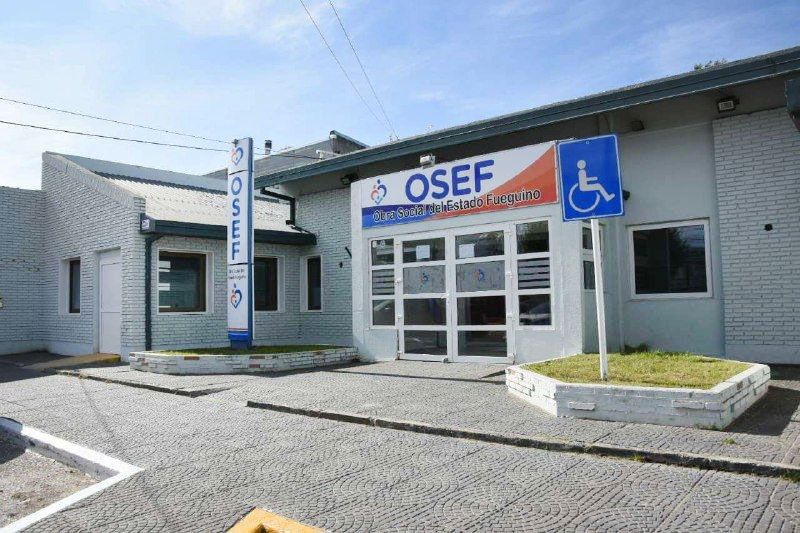 Reorganización del personal para reforzar la atención en farmacias