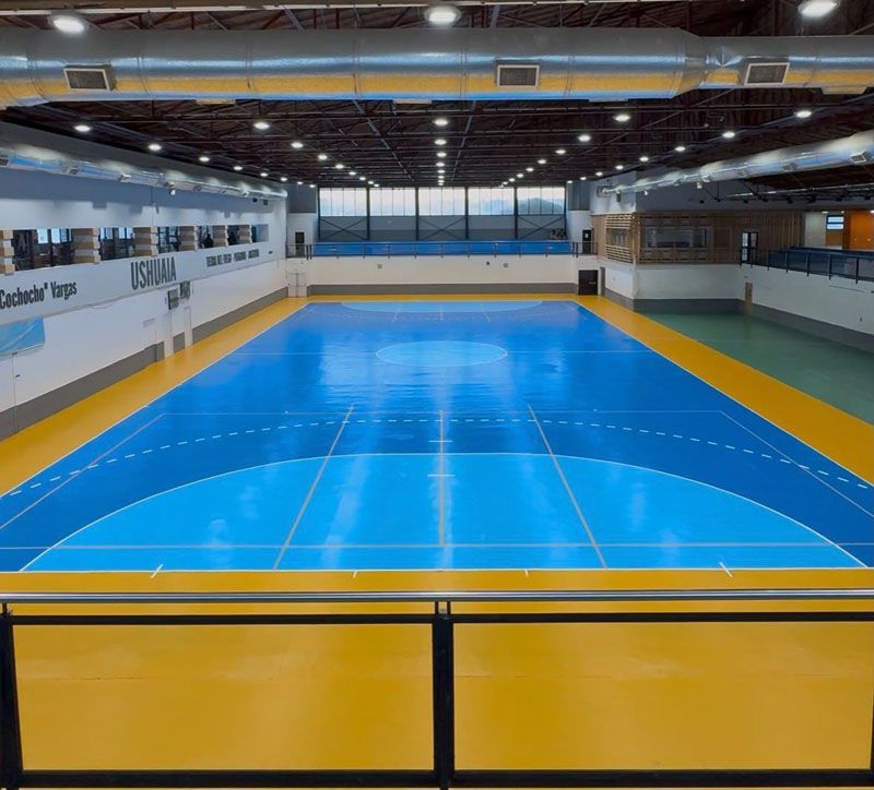 Renuevan la cancha del Microestadio Cochocho Vargas