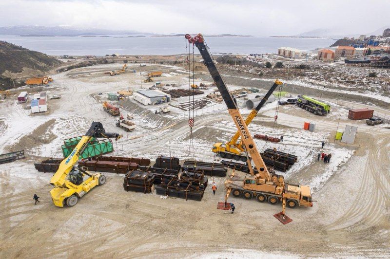 Ya se descargaron más de 4.500 toneladas de equipamiento
