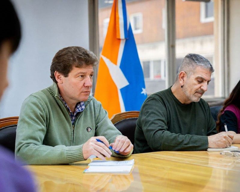 Melella reclamó al SUTEF volver a las aulas