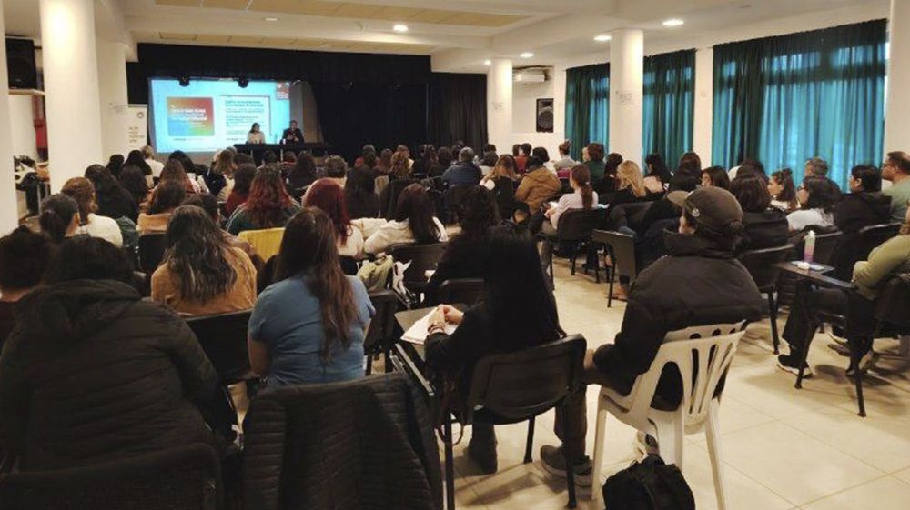 Se refuerza el abordaje integral para la prevención del suicidio