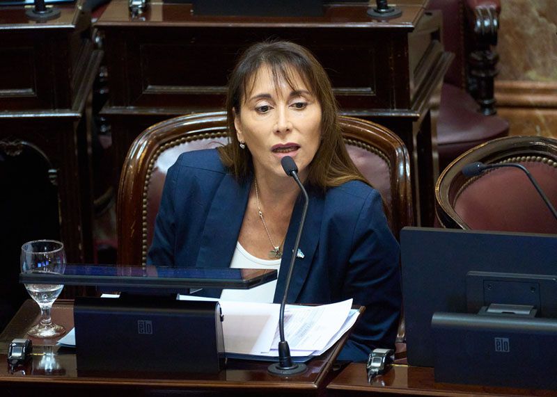 López presentó 4 proyectos para frenar el remate de 38 hectáreas de la Base Naval