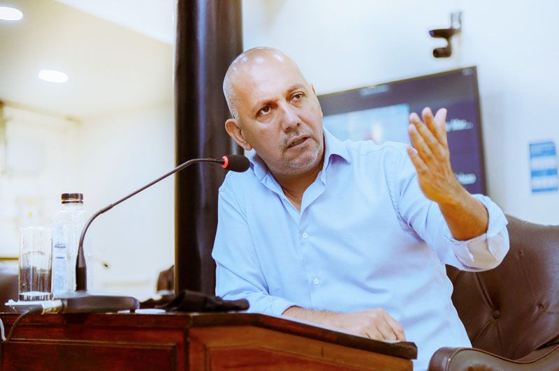 “Las horas cátedra son un agujero negro”