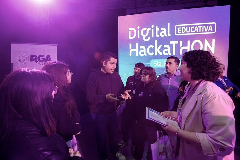 La Digital Hackathon reunió 17 proyectos juveniles