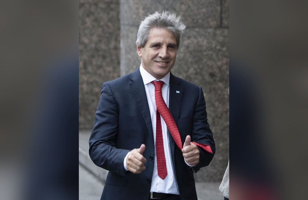 Sobreseen definitivamente a Luis Caputo