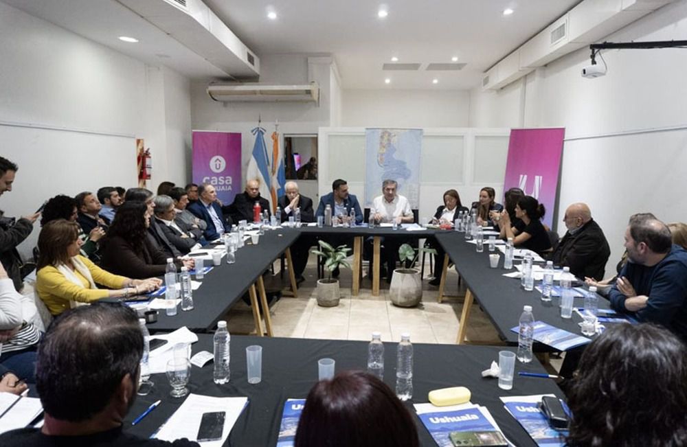 Iriarte destacó la importancia de la reunión con diputados nacionales