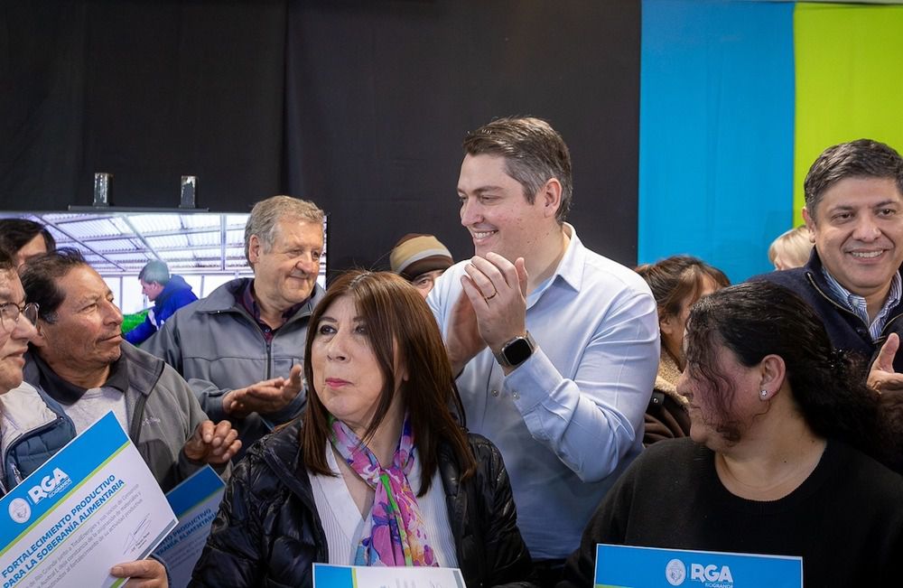 Frutihorticultores recibieron insumos para ampliar infraestructura