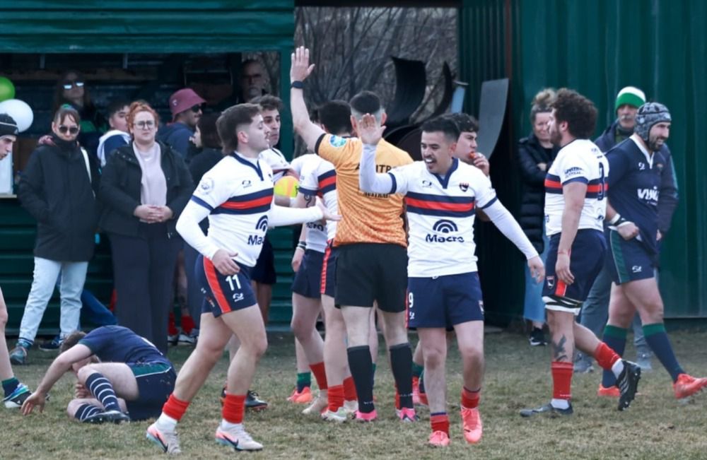 Ushuaia debutó ganando ante el campeón