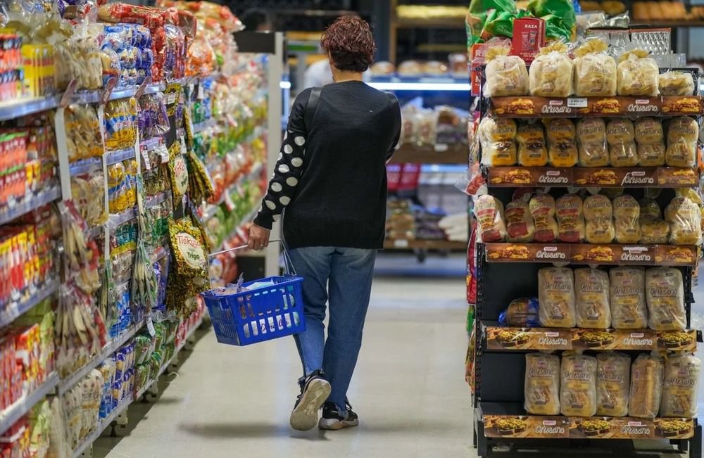 Revelan caída del consumo masivo en todo el país