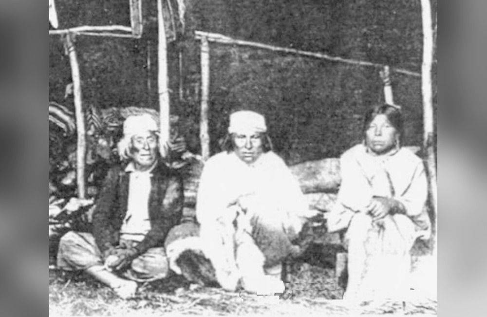 Muere el cacique Sacamata a una edad estimada de 120 años